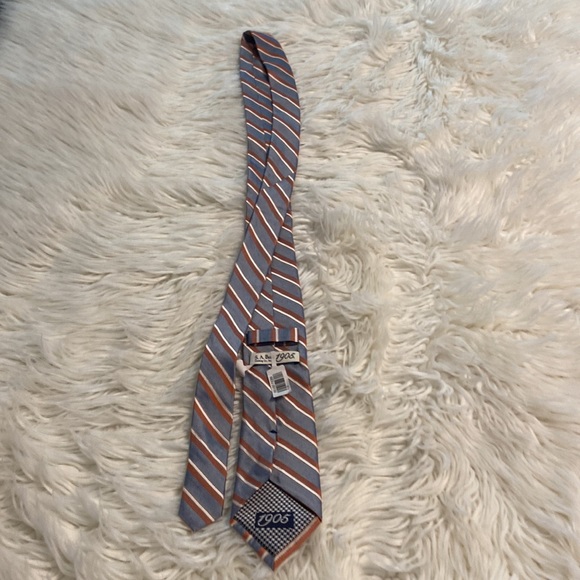 Jos.A.Bank Long Man Tie brand new with tags please see all pictures - Picture 8 of 12